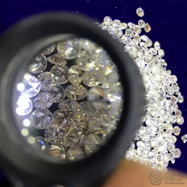 5厘钻石 si~vs净度h~f色足反 单反 高白钻石小碎钻
