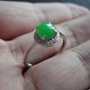 18k伴钻石满绿戒指
